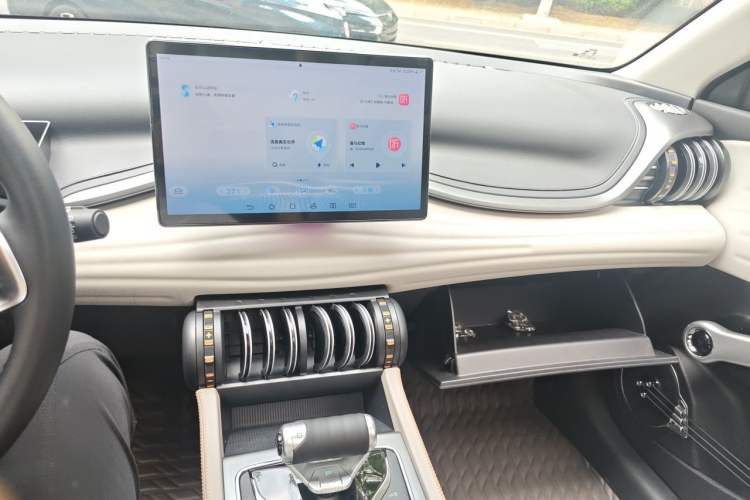 Used BYD Yuan PLUS 2024 Honor Edition 430KM Beyond Model Audio And AC Panel