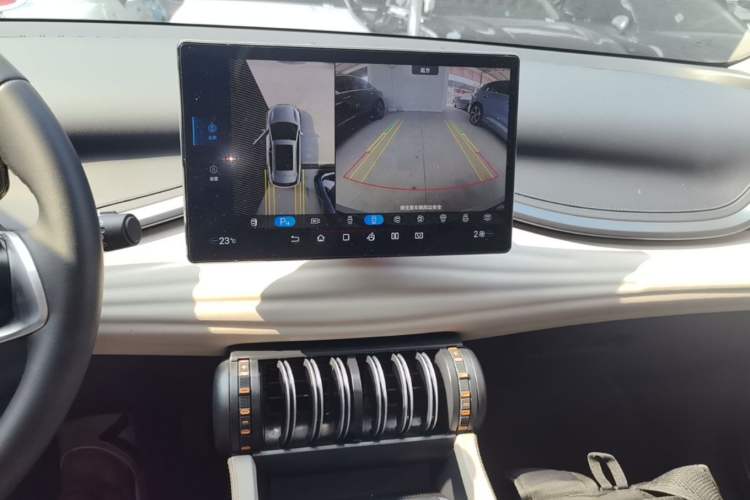 Used BYD Yuan PLUS 2024 Honor Edition 510KM Beyond Model Audio And AC Panel
