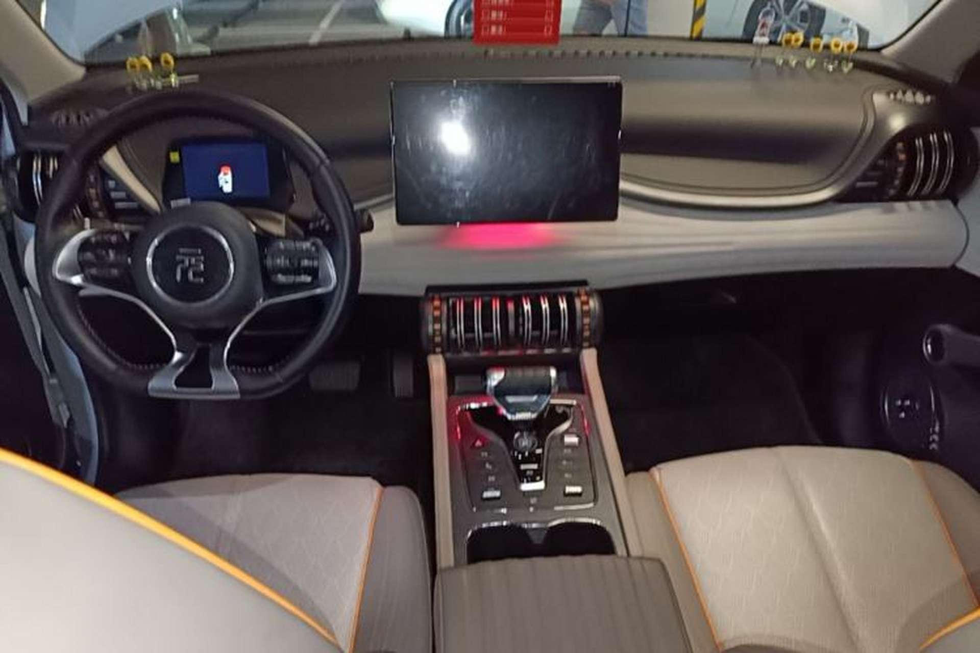 Used BYD Yuan PLUS 2024 Honor Edition 510KM Beyond Model Center Console