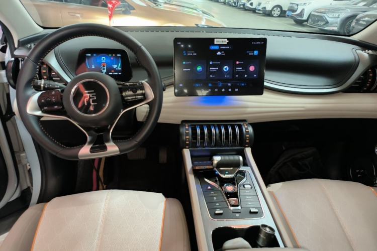 Used BYD Yuan PLUS 2024 Honor Edition 510KM Leading Model Center Console