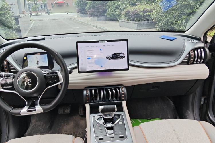 Used BYD Yuan PLUS 2024 Honor Edition 510KM Beyond Model Center Console