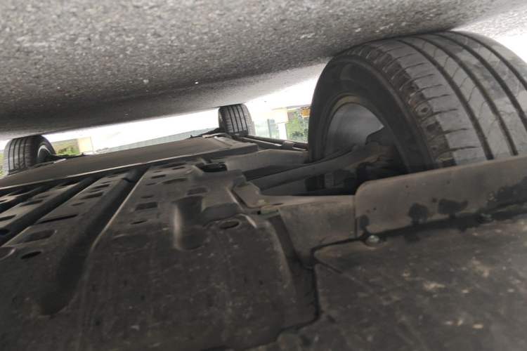 Used BYD Yuan PLUS 2024 Honor Edition 510KM Beyond Model Chassis Front Right