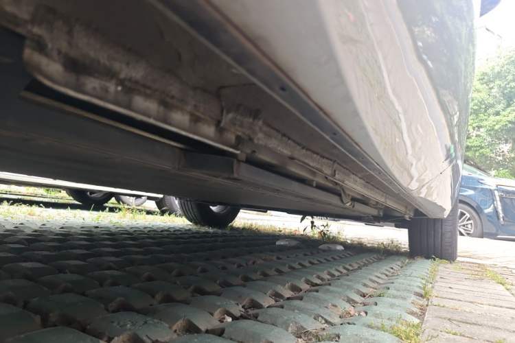Used BYD Yuan PLUS 2024 Honor Edition 430KM Beyond Model Chassis Rear Right