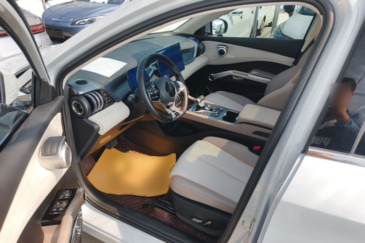 Used BYD Yuan PLUS 2024 Honor Edition 510KM Beyond Model Driver Seat