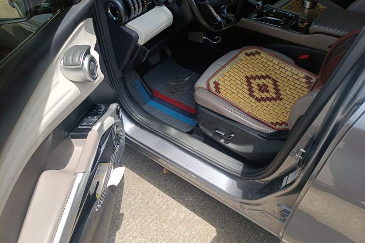 Used BYD Yuan PLUS 2024 Honor Edition 510KM Leading Model Driver Seat