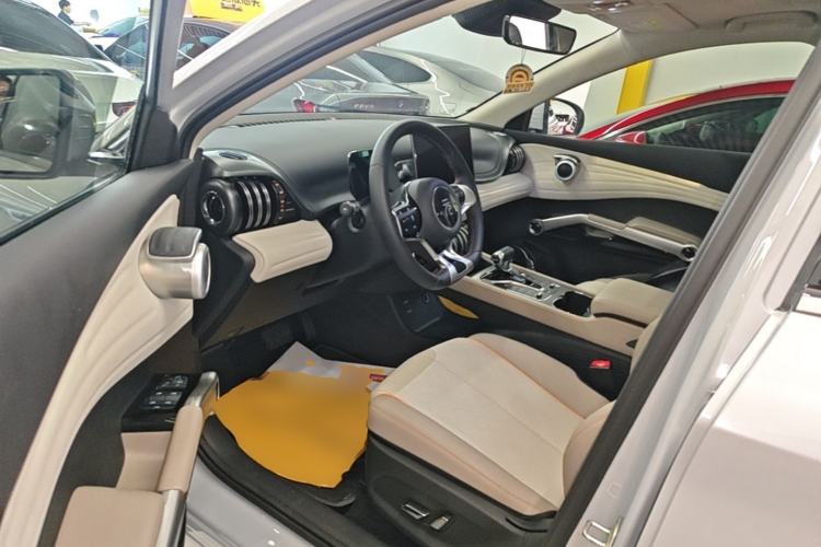Used BYD Yuan PLUS 2024 Honor Edition 430KM Beyond Model Driver Seat