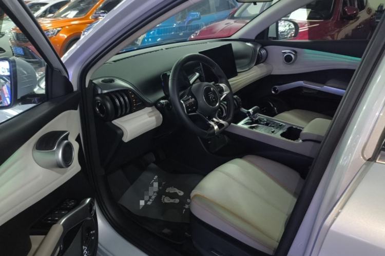 Used BYD Yuan PLUS 2024 Honor Edition 430KM Leading Model Driver Seat