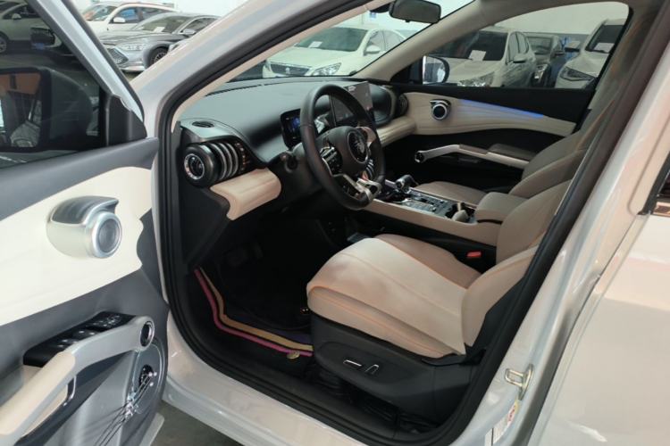 Used BYD Yuan PLUS 2024 Honor Edition 510KM Leading Model Driver Seat