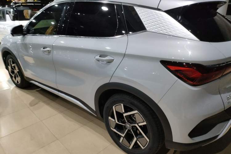 Used BYD Yuan PLUS 2024 Honor Edition 510KM Beyond Model Exterior 3