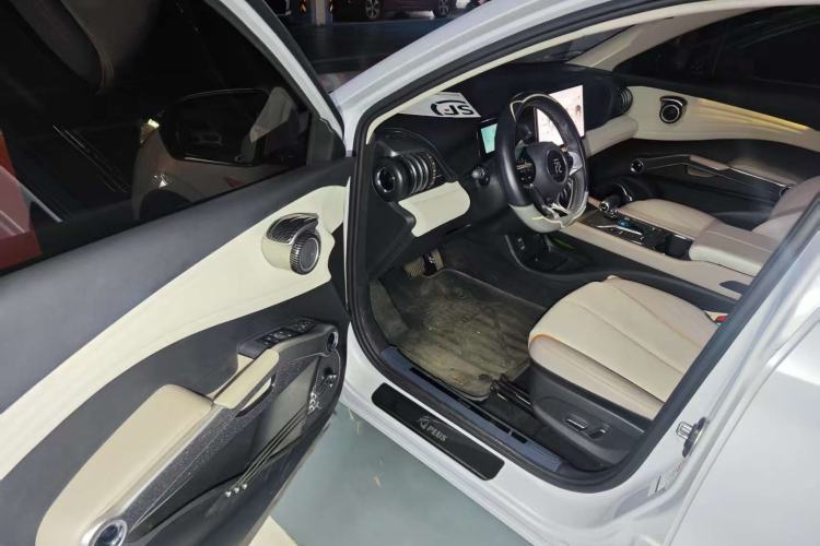Used BYD Yuan PLUS 2024 Honor Edition 510KM Leading Model Exterior 5