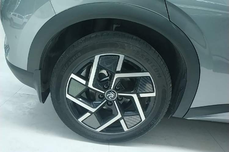 Used BYD Yuan PLUS 2024 Honor Edition 510KM Beyond Model Exterior 5