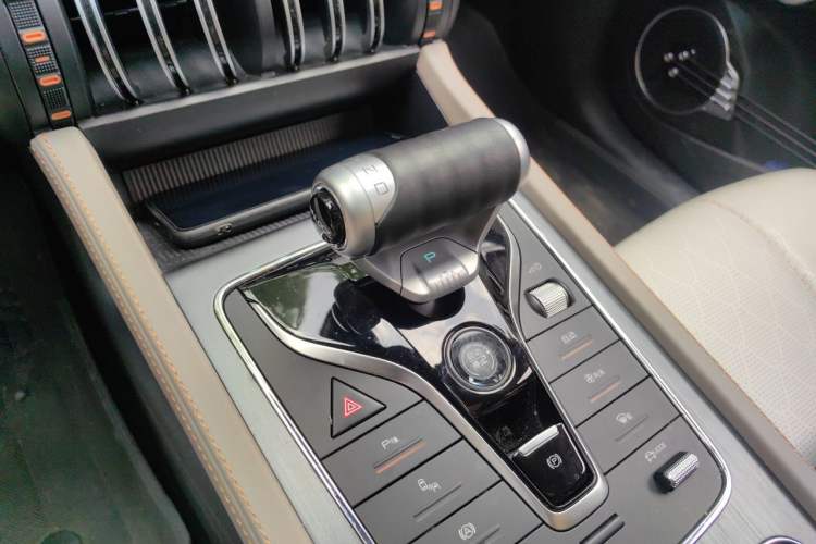 Used BYD Yuan PLUS 2024 Honor Edition 510KM Beyond Model Gear Lever