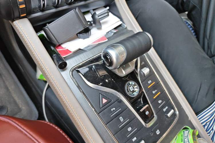 Used BYD Yuan PLUS 2024 Honor Edition 510KM Leading Model Gear Lever