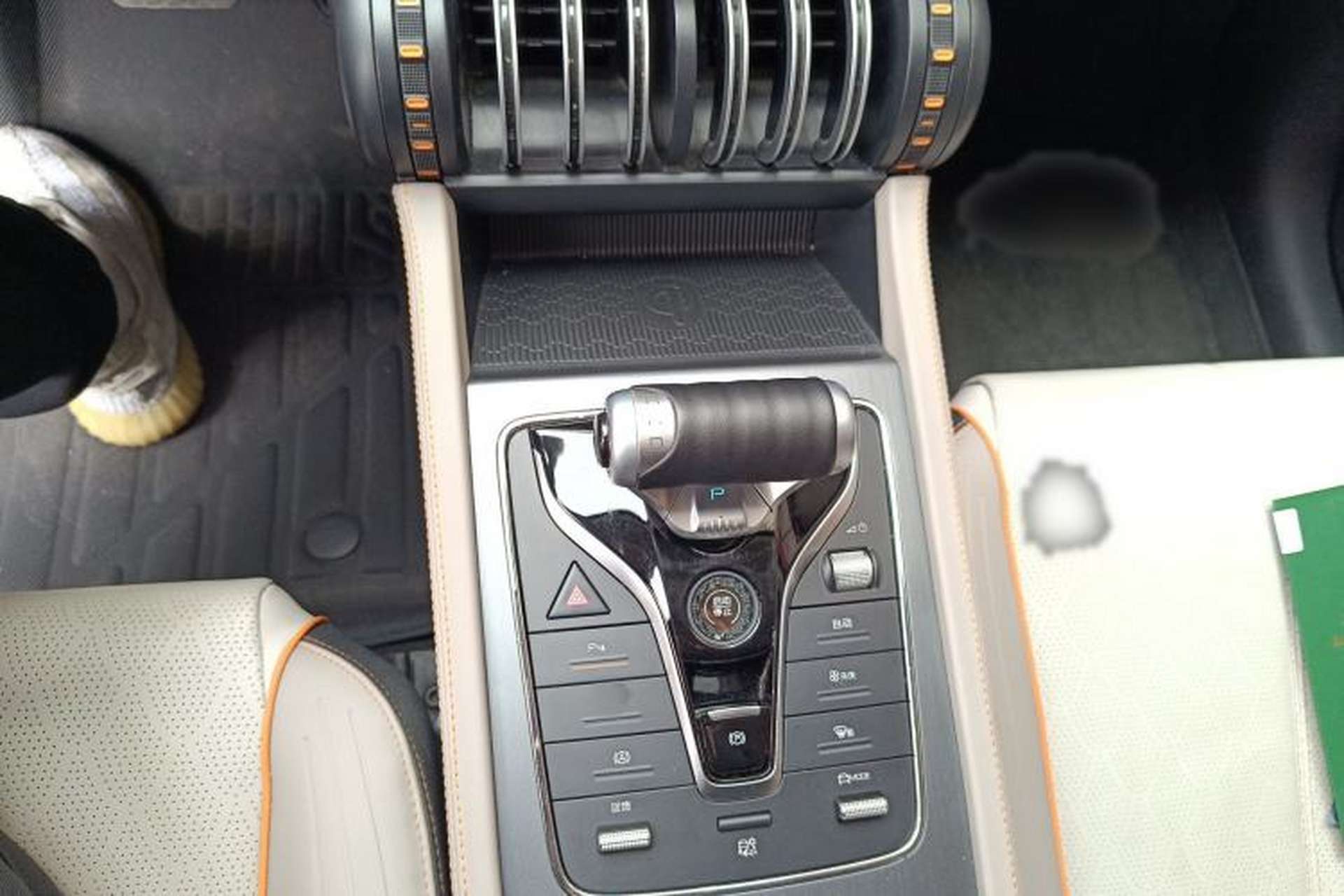 Used BYD Yuan PLUS 2024 Honor Edition 430KM Leading Model Gear Lever