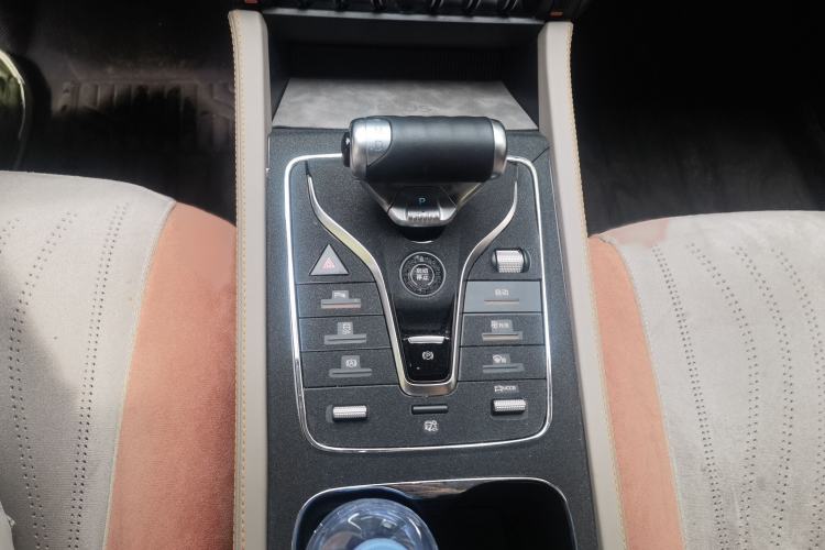 Used BYD Yuan PLUS 2024 Honor Edition 510KM Leading Model Gear Lever