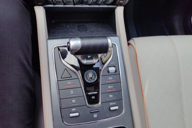 Used BYD Yuan PLUS 2024 Honor Edition 430KM Leading Model Gear Lever