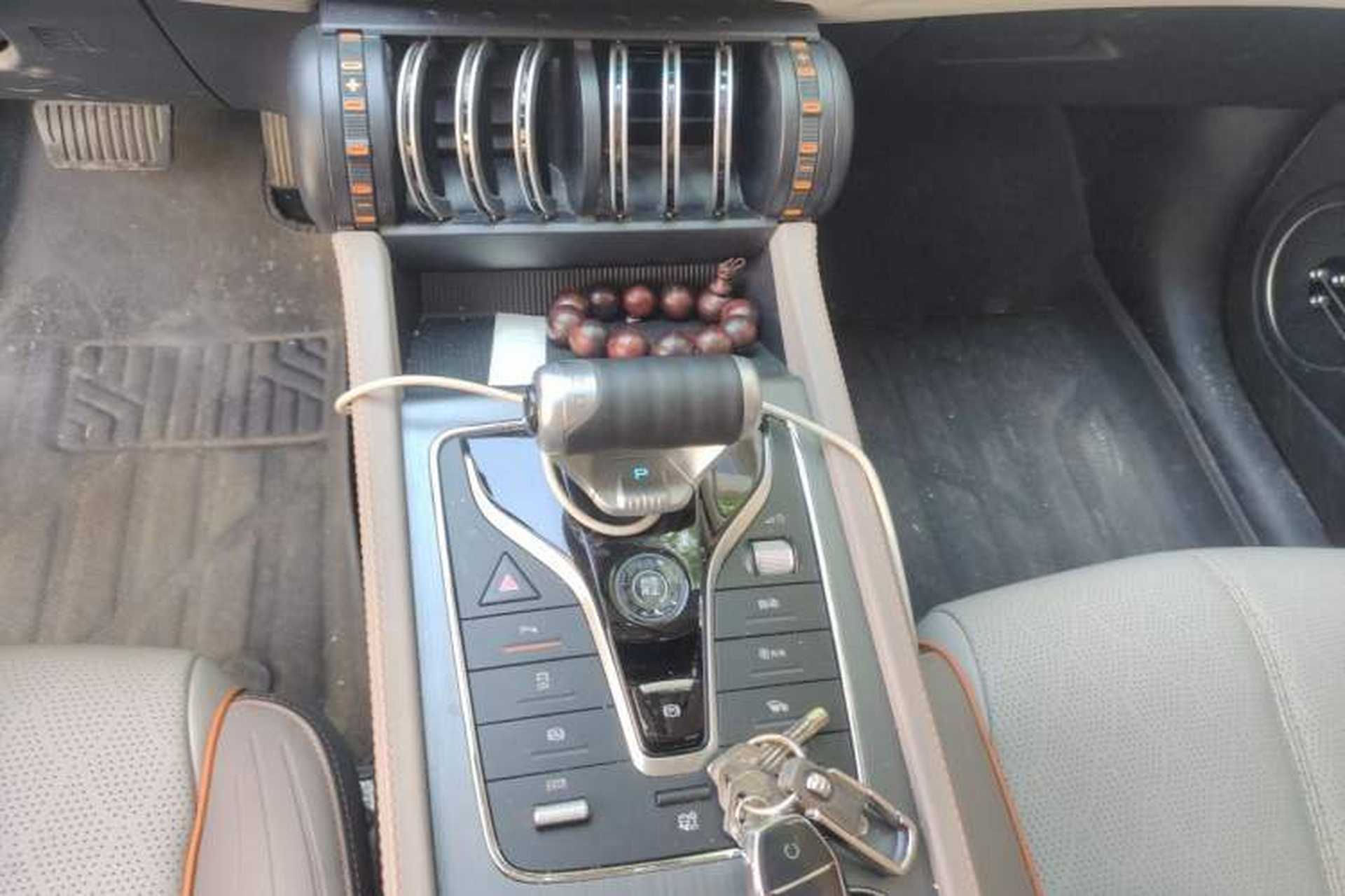 Used BYD Yuan PLUS 2024 Honor Edition 430KM Beyond Model Gear Lever