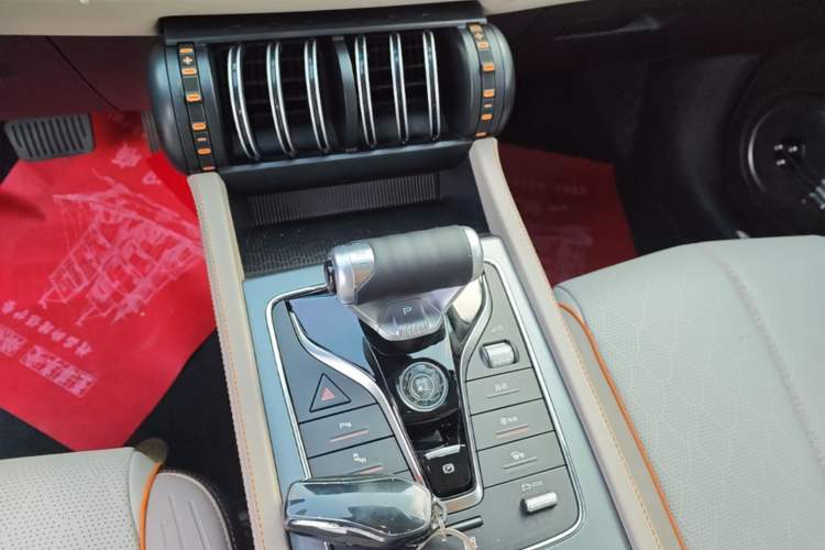 Used BYD Yuan PLUS 2024 Honor Edition 510KM Beyond Model Gear Lever