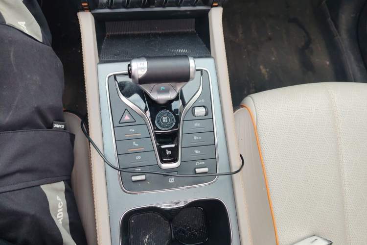 Used BYD Yuan PLUS 2024 Honor Edition 510KM Beyond Model Gear Lever