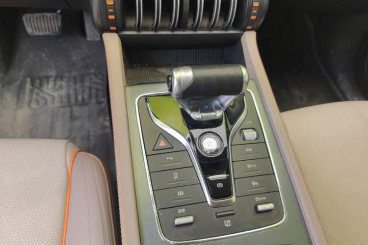 Used BYD Yuan PLUS 2024 Honor Edition 430KM Leading Model Gear Lever