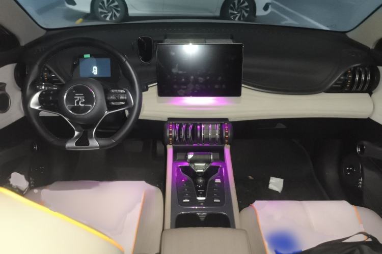 Used BYD Yuan PLUS 2024 Honor Edition 430KM Beyond Model Interior 2