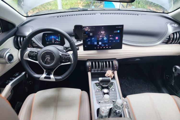 Used BYD Yuan PLUS 2024 Honor Edition 430KM Leading Model Interior 2