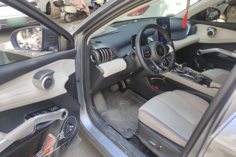 Used BYD Yuan PLUS 2024 Honor Edition 430KM Beyond Model Interior 3