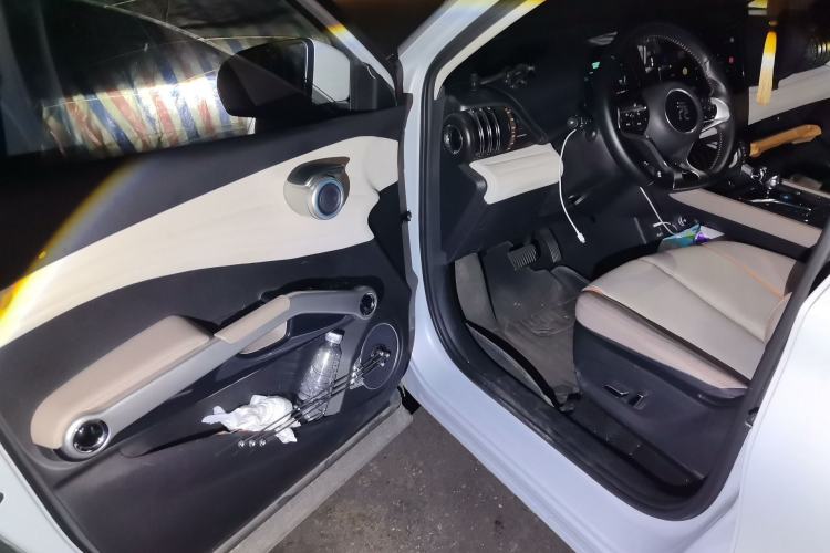 Used BYD Yuan PLUS 2024 Honor Edition 510KM Leading Model Interior 3