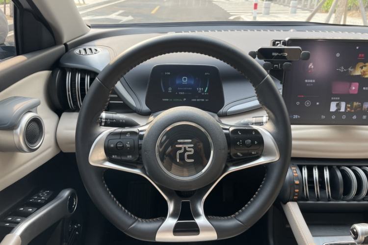 Used BYD Yuan PLUS 2024 Honor Edition 430KM Leading Model Interior 5