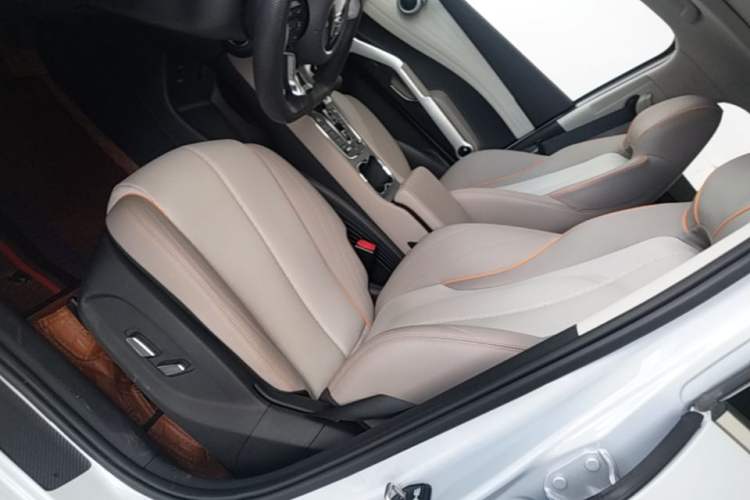 Used BYD Yuan PLUS 2024 Honor Edition 430KM Beyond Model Left Front Seat
