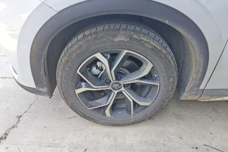 Used BYD Yuan PLUS 2024 Honor Edition 430KM Beyond Model Left Front Wheel Hub