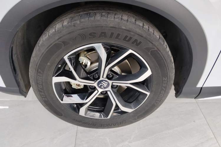 Used BYD Yuan PLUS 2024 Honor Edition 430KM Leading Model Left Front Wheel Hub