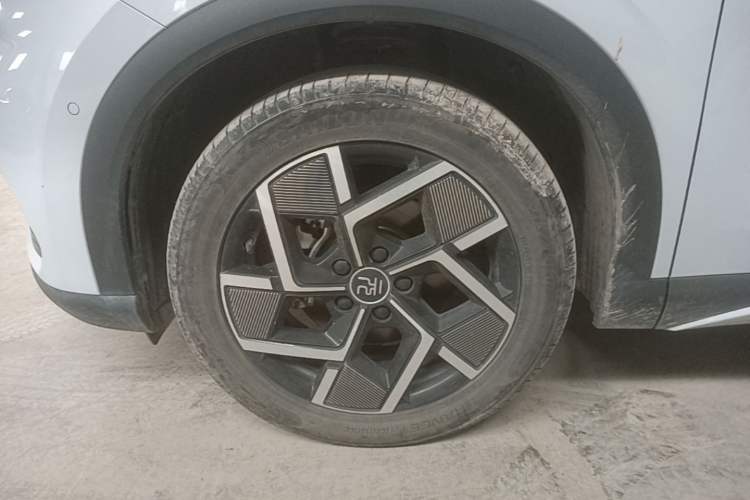 Used BYD Yuan PLUS 2024 Honor Edition 510KM Excellence Model Left Front Wheel Hub