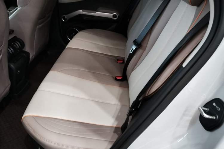 Used BYD Yuan PLUS 2024 Honor Edition 510KM Excellence Model Left Rear Seat