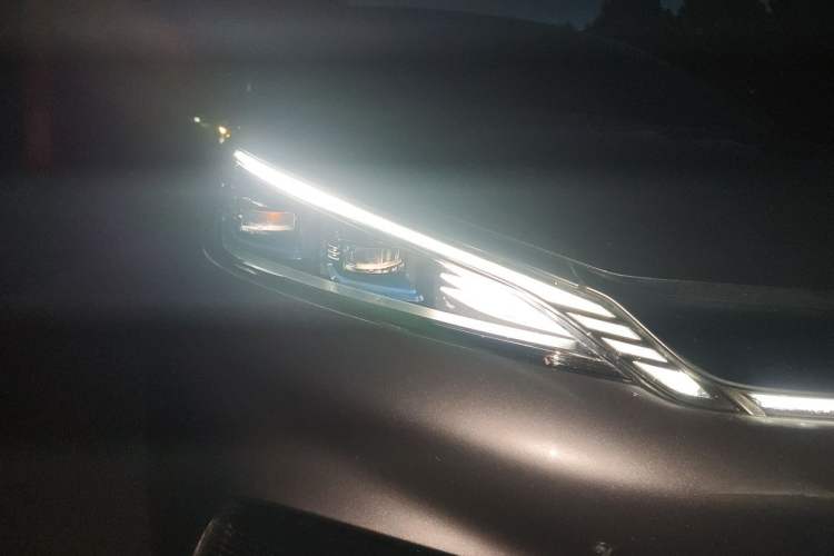 Used BYD Yuan PLUS 2024 Honor Edition 510KM Leading Model Right Front Headlight