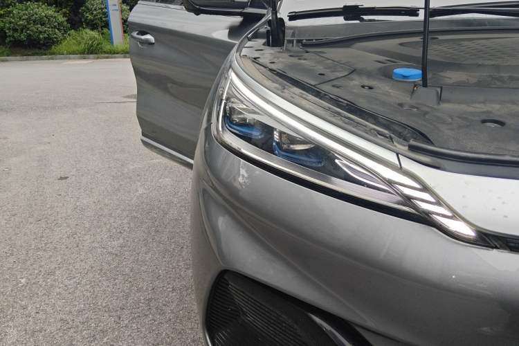 Used BYD Yuan PLUS 2024 Honor Edition 510KM Beyond Model Right Front Headlight