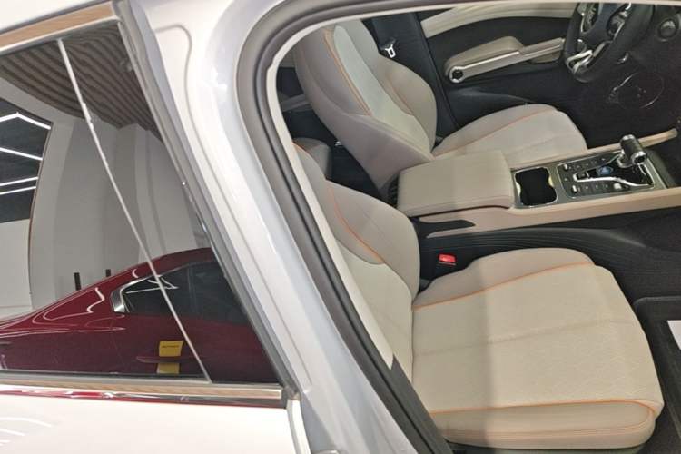 Used BYD Yuan PLUS 2024 Honor Edition 430KM Beyond Model Right Front Seat
