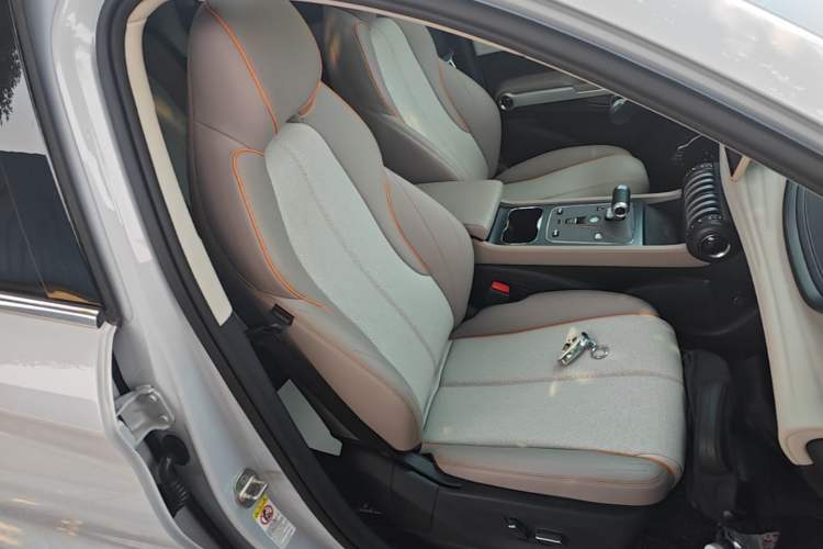 Used BYD Yuan PLUS 2024 Honor Edition 430KM Beyond Model Right Front Seat