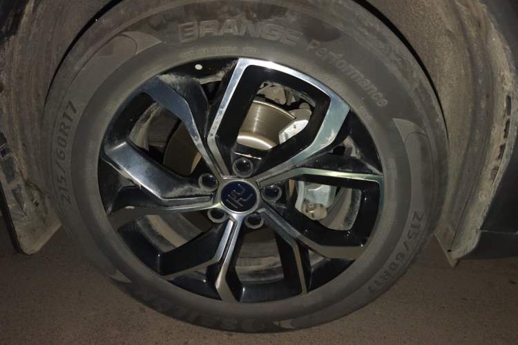 Used BYD Yuan PLUS 2024 Honor Edition 510KM Leading Model Right Front Wheel Hub