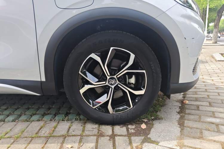 Used BYD Yuan PLUS 2024 Honor Edition 430KM Beyond Model Right Front Wheel Hub