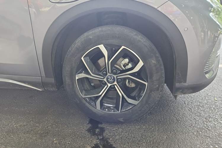 Used BYD Yuan PLUS 2024 Honor Edition 510KM Leading Model Right Front Wheel Hub