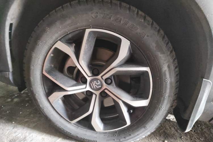 Used BYD Yuan PLUS 2024 Honor Edition 510KM Leading Model Right Front Wheel Hub