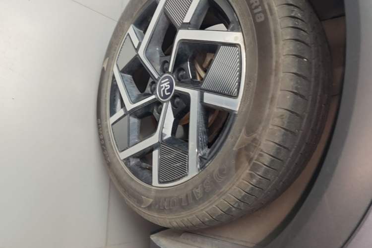 Used BYD Yuan PLUS 2024 Honor Edition 510KM Beyond Model Right Rear Wheel Hub