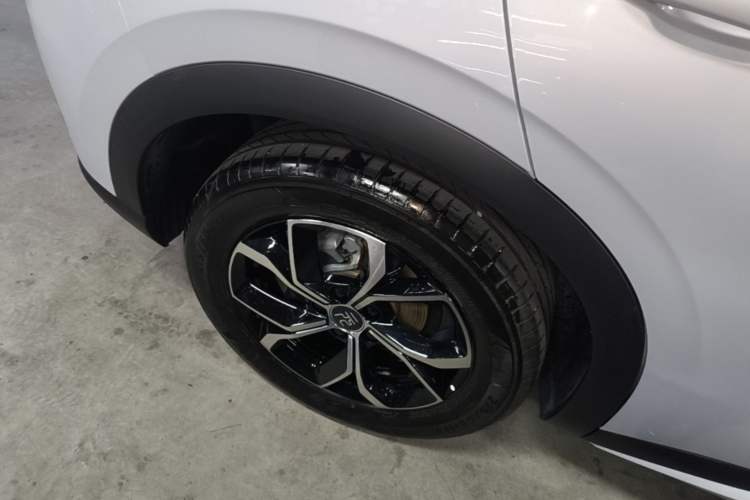 Used BYD Yuan PLUS 2024 Honor Edition 430KM Leading Model Right Rear Wheel Hub