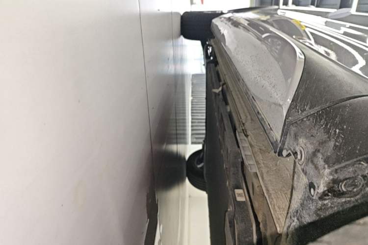 Used BYD Yuan PLUS 2024 Honor Edition 430KM Beyond Model Right Side Sill