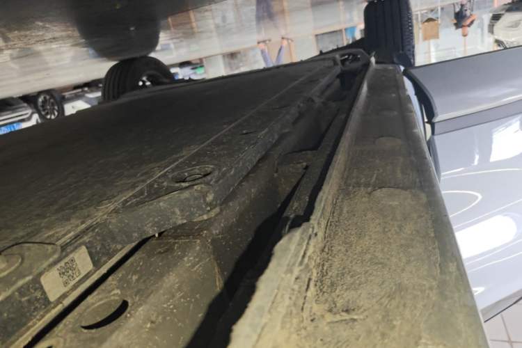 Used BYD Yuan PLUS 2024 Honor Edition 430KM Beyond Model Right Side Sill