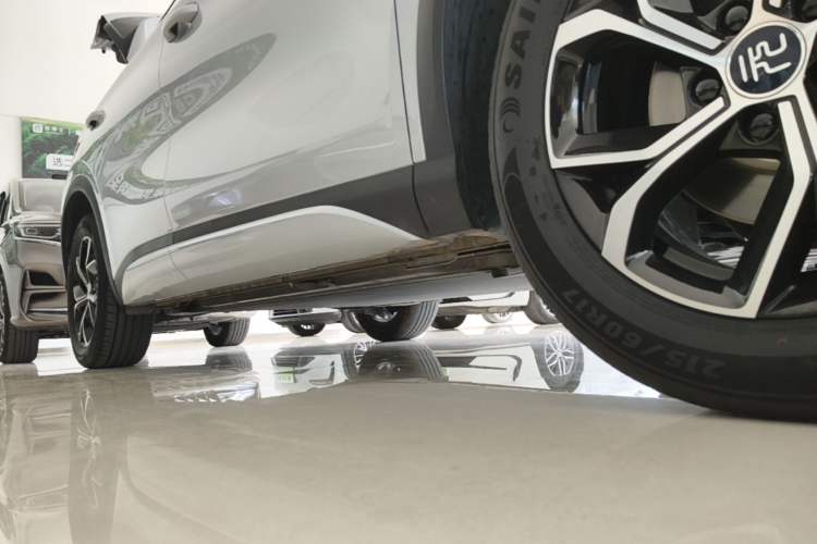 Used BYD Yuan PLUS 2024 Honor Edition 510KM Leading Model Right Side Sill