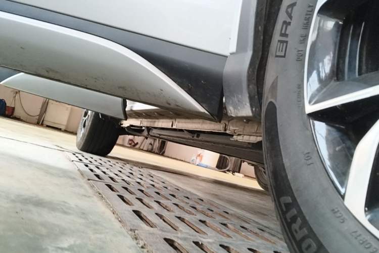 Used BYD Yuan PLUS 2024 Honor Edition 430KM Leading Model Right Side Sill