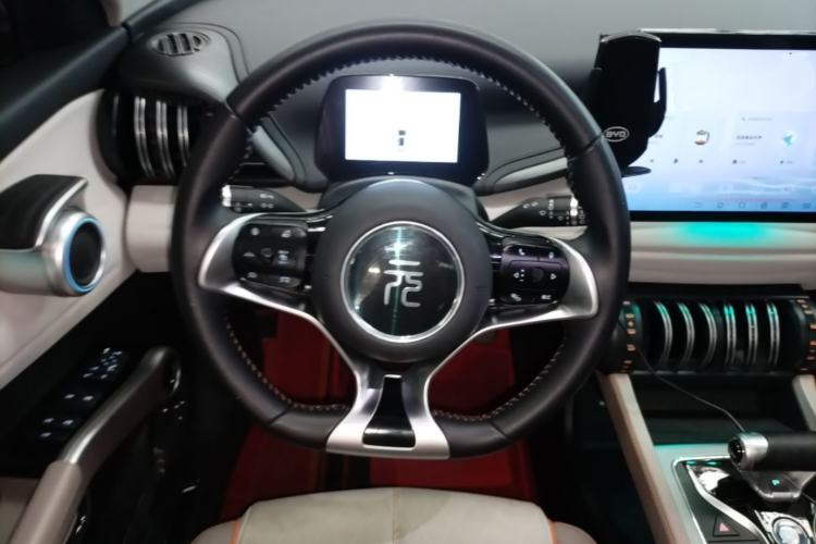 Used BYD Yuan PLUS 2024 Honor Edition 430KM Beyond Model Steering Wheel