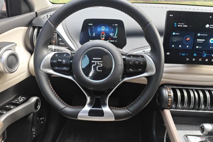 Used BYD Yuan PLUS 2024 Honor Edition 510KM Beyond Model Steering Wheel